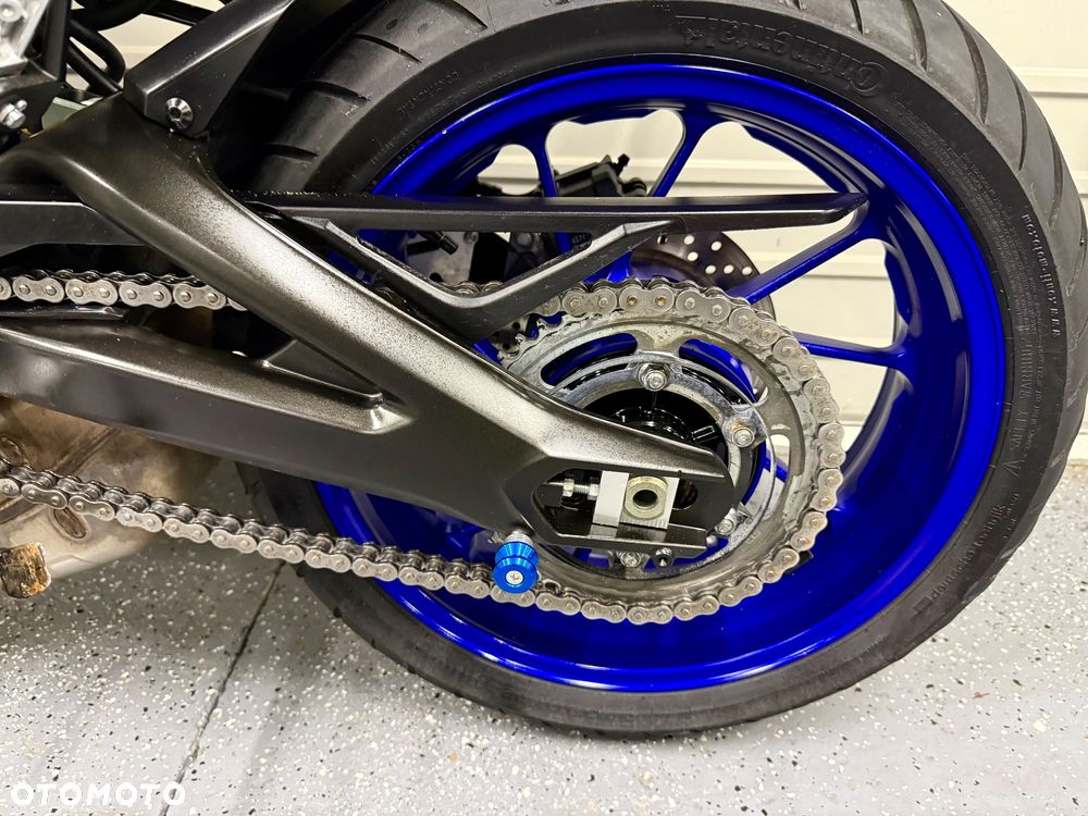 Yamaha MT - 16