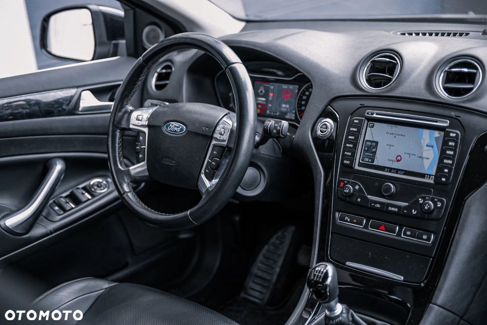 Ford Mondeo 2.0 TDCi Titanium - 10