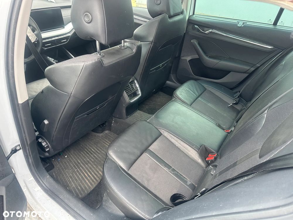 Skoda Octavia 1.4 TSI DSG Ambition - 9