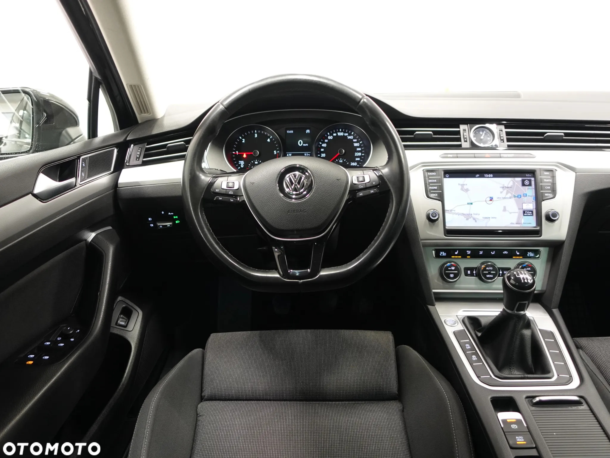 Volkswagen Passat 2.0 TDI BMT Comfortline - 33