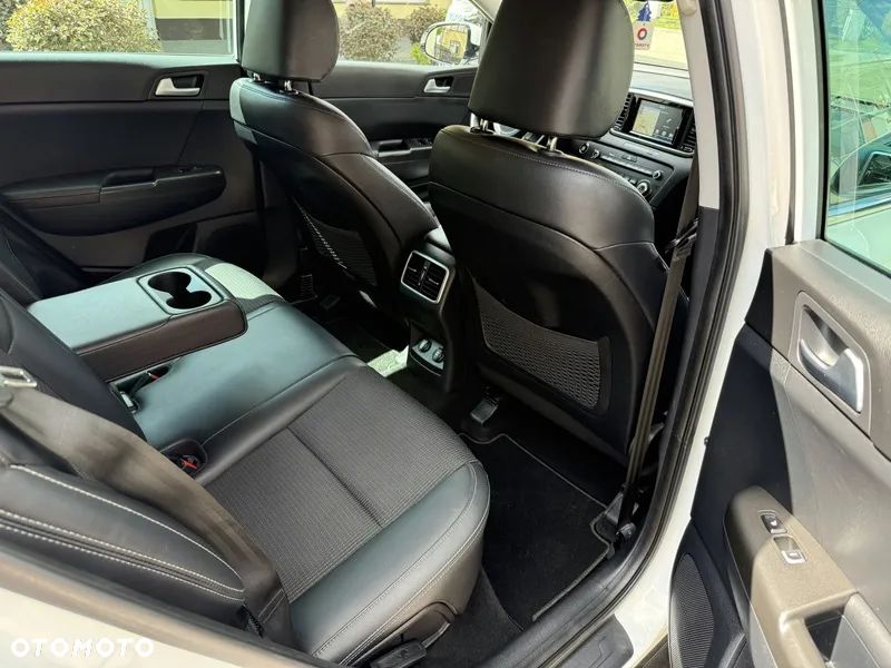 Kia Sportage 1.6 CRDI L Business Line 2WD - 13