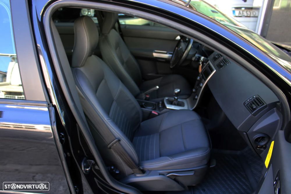 Volvo V50 2.0 D Nível 1 17 - 7
