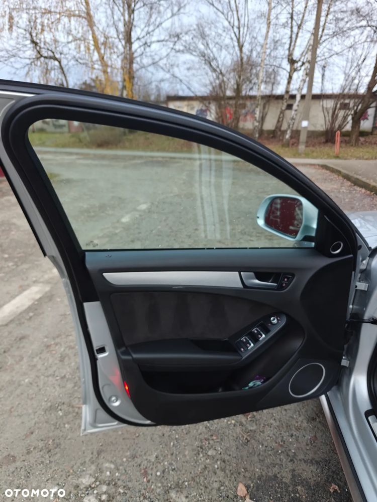 Audi A4 Allroad 2.0 TDI Quattro S tronic - 12