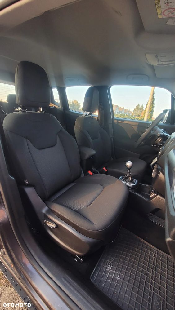 Jeep Renegade 1.6 E-TorQ Sport FWD - 16