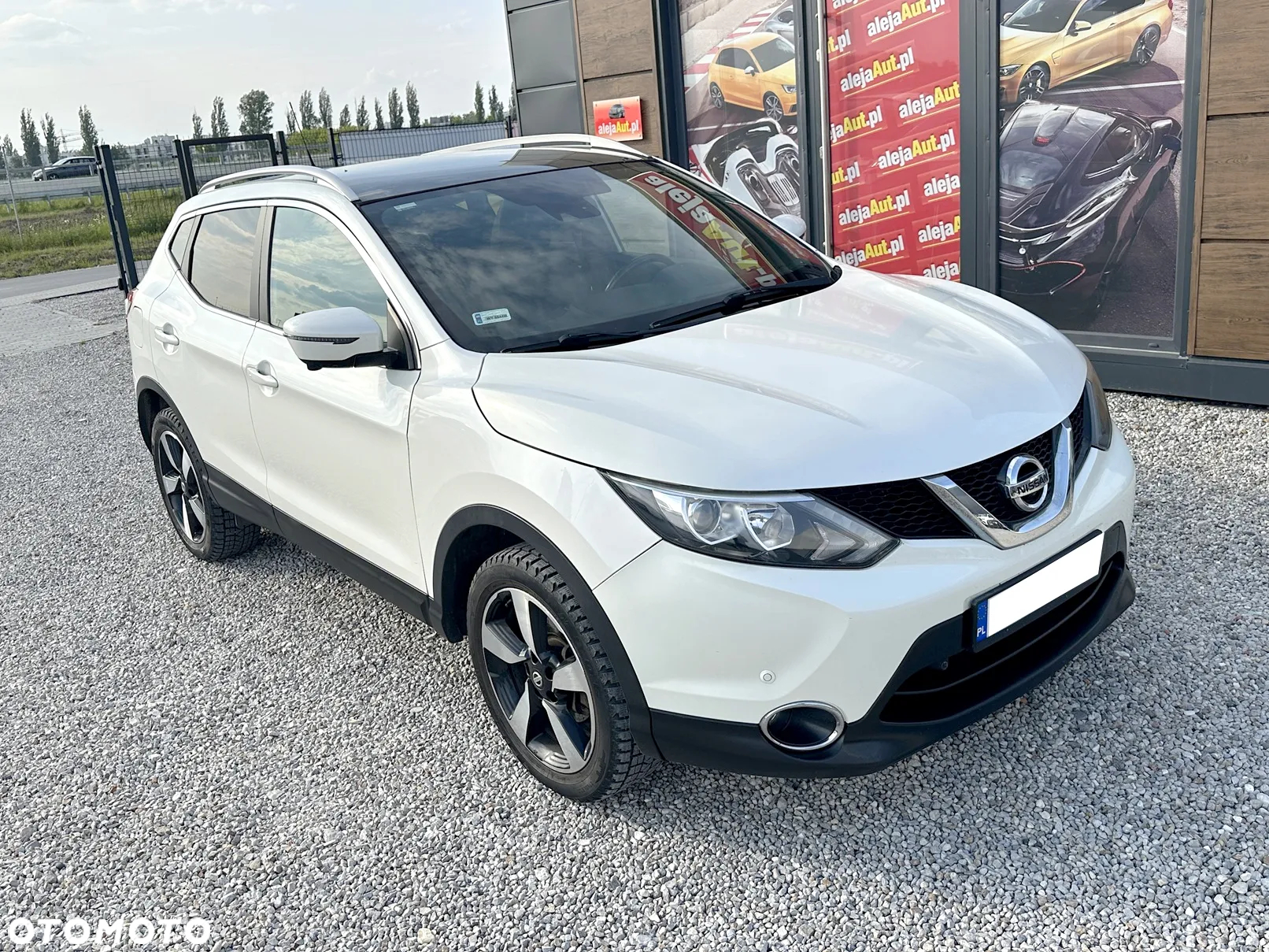 Nissan Qashqai 1.6 DCi N-Connecta Xtronic EU6 - 3