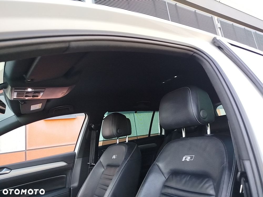 Volkswagen Passat - 24
