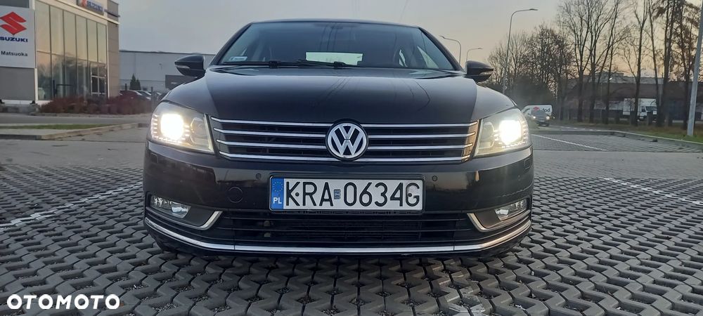 Volkswagen Passat 2.0 TDI DPF Sportline - 19