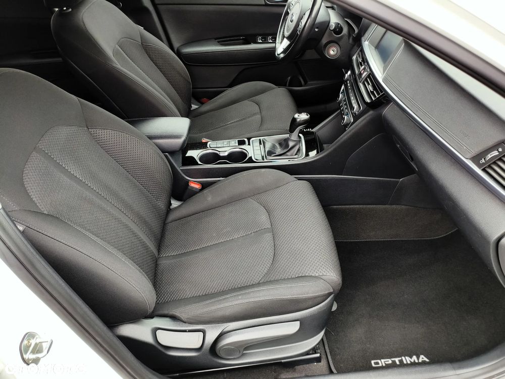 Kia Optima Sportagon 2.0 CVVL Vision - 29