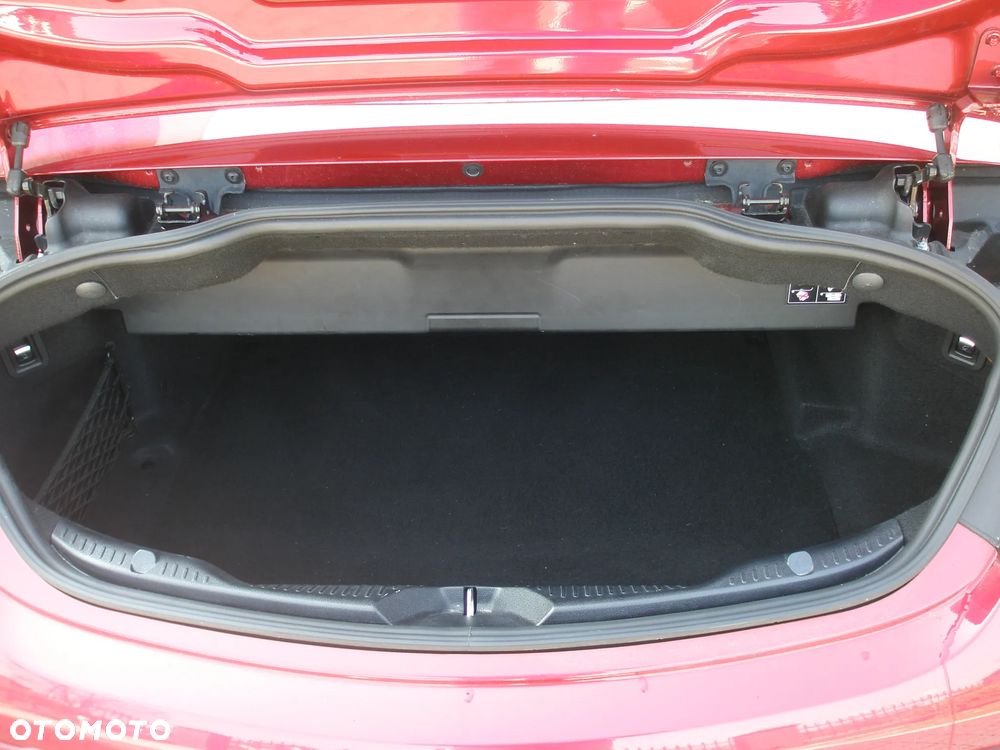Mercedes-Benz Klasa C 200 Cabrio 4Matic 9G-TRONIC AMG Line - 28