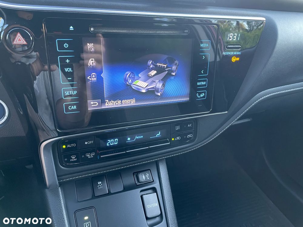 Toyota Auris - 10