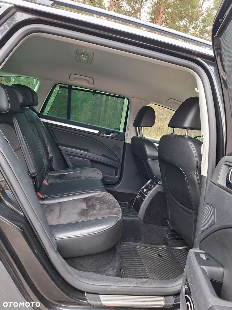 Skoda Superb 2.0 TDI 4x4 Elegance Outdoor DSG - 8