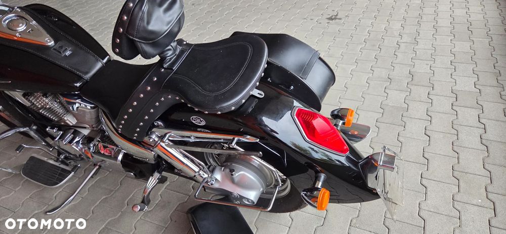 Honda VTX - 16