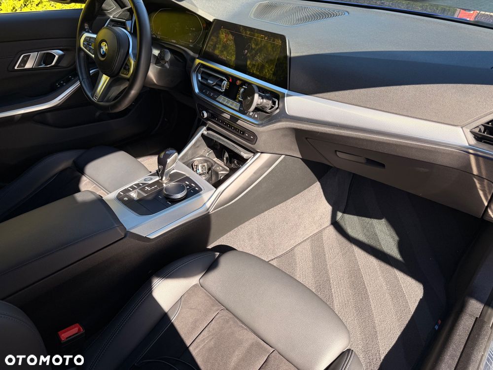 BMW Seria 3 - 24