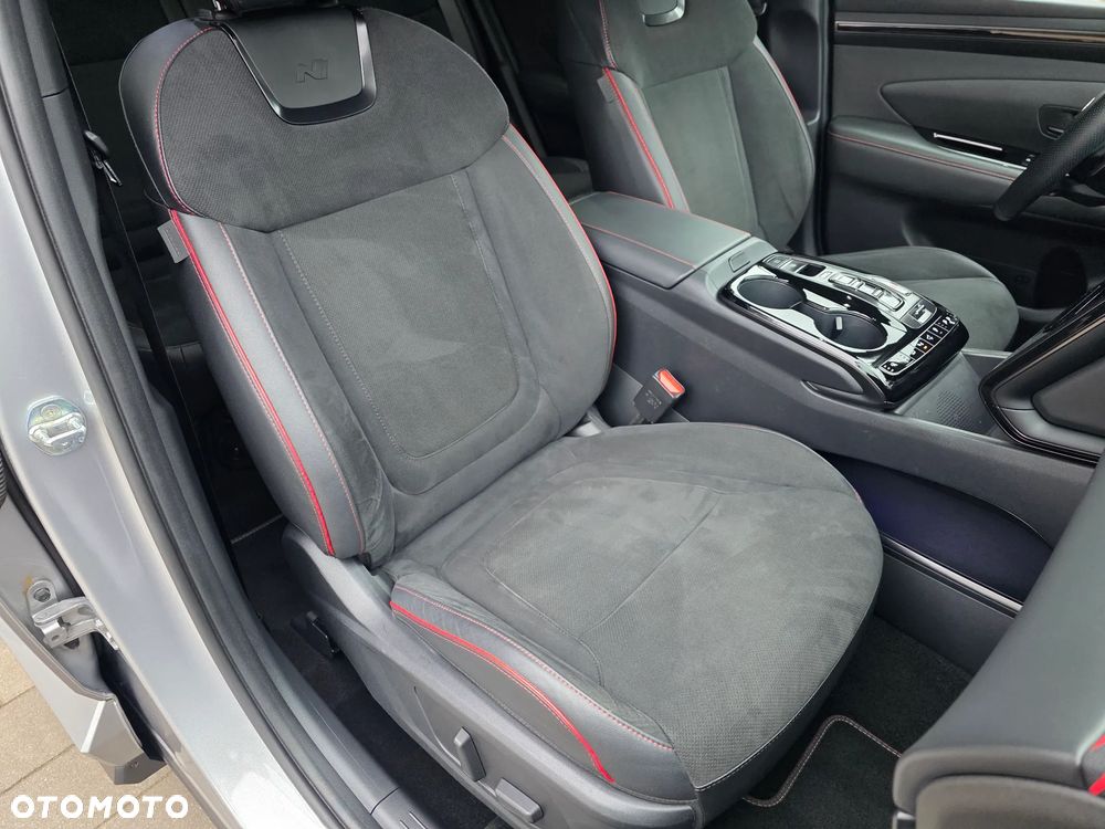 Hyundai Tucson 1.6 T-GDi HEV 2WD N Line - 29