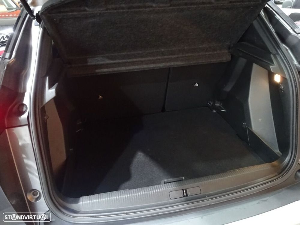 Peugeot 2008 1.5 BlueHDi GT - 33