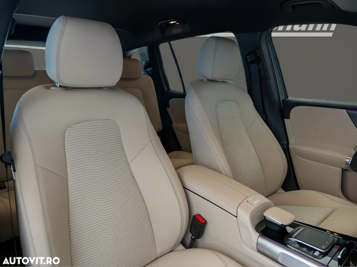 Mercedes-Benz EQB 300 4Matic AMG Line - 22