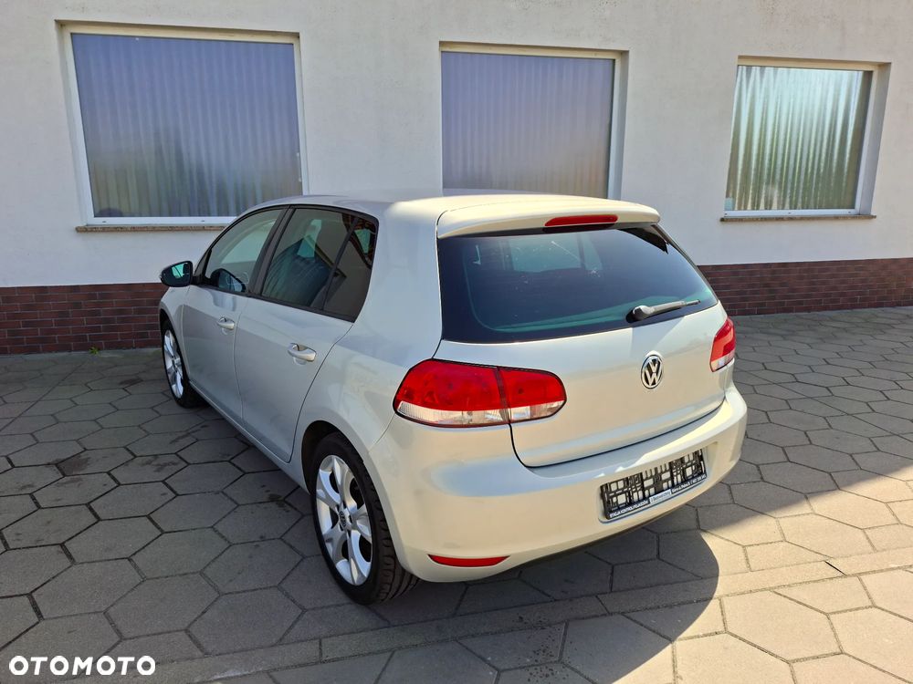 Volkswagen Golf - 13