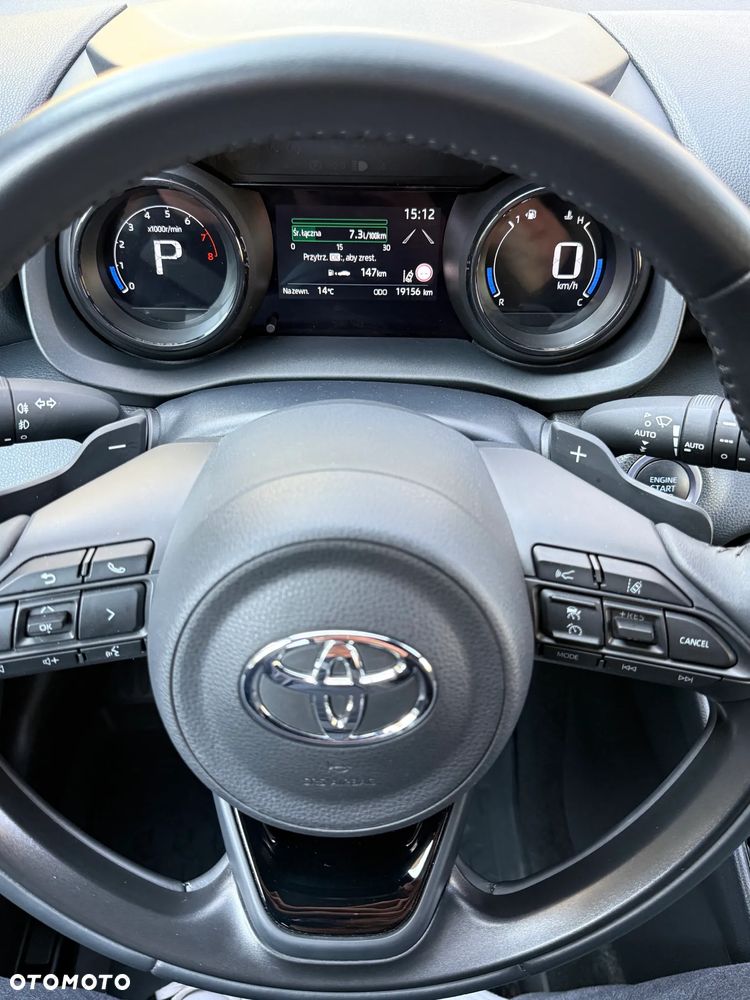 Toyota Yaris 1.5 Style CVT - 30