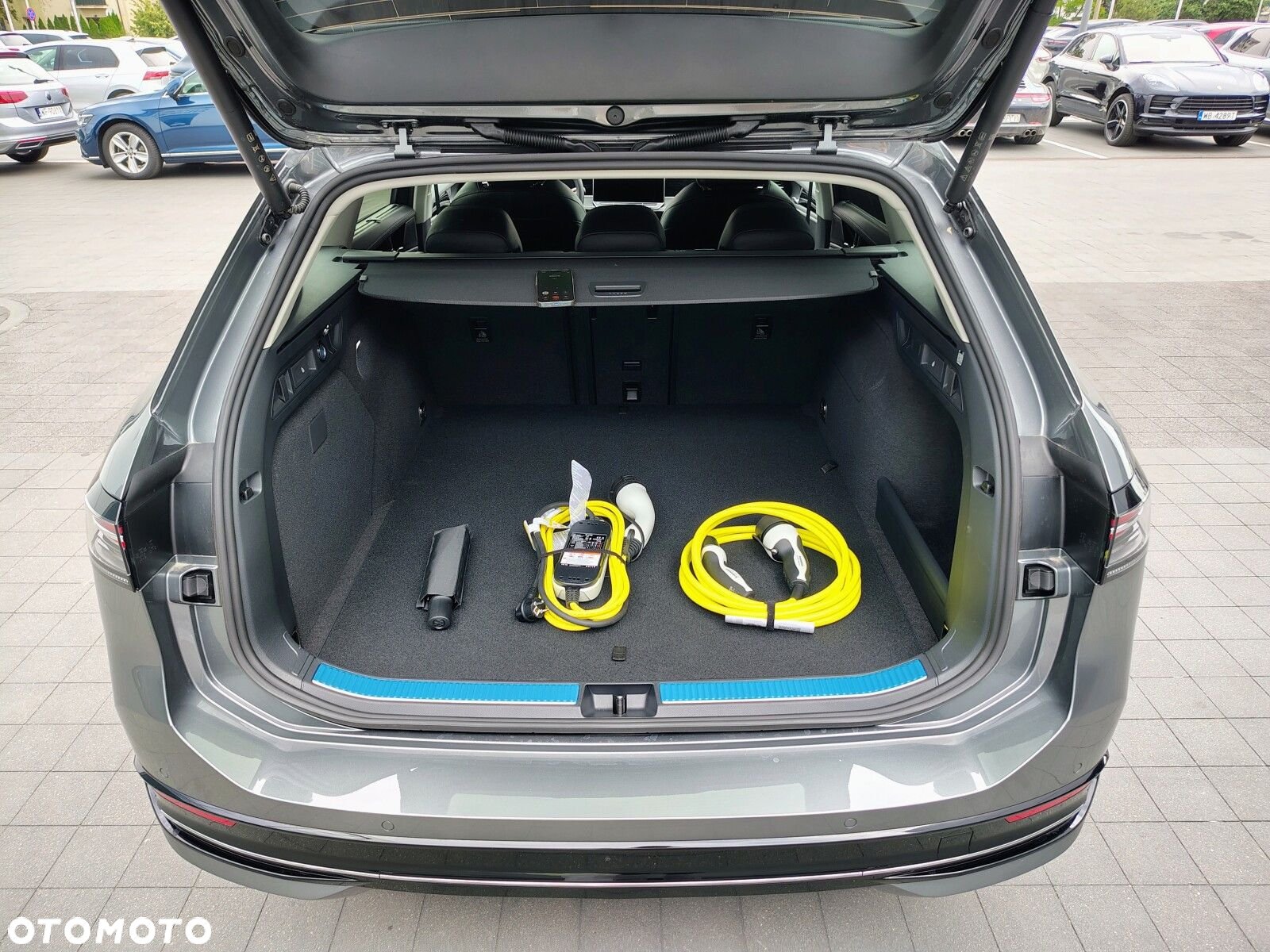 Volkswagen Passat - 10