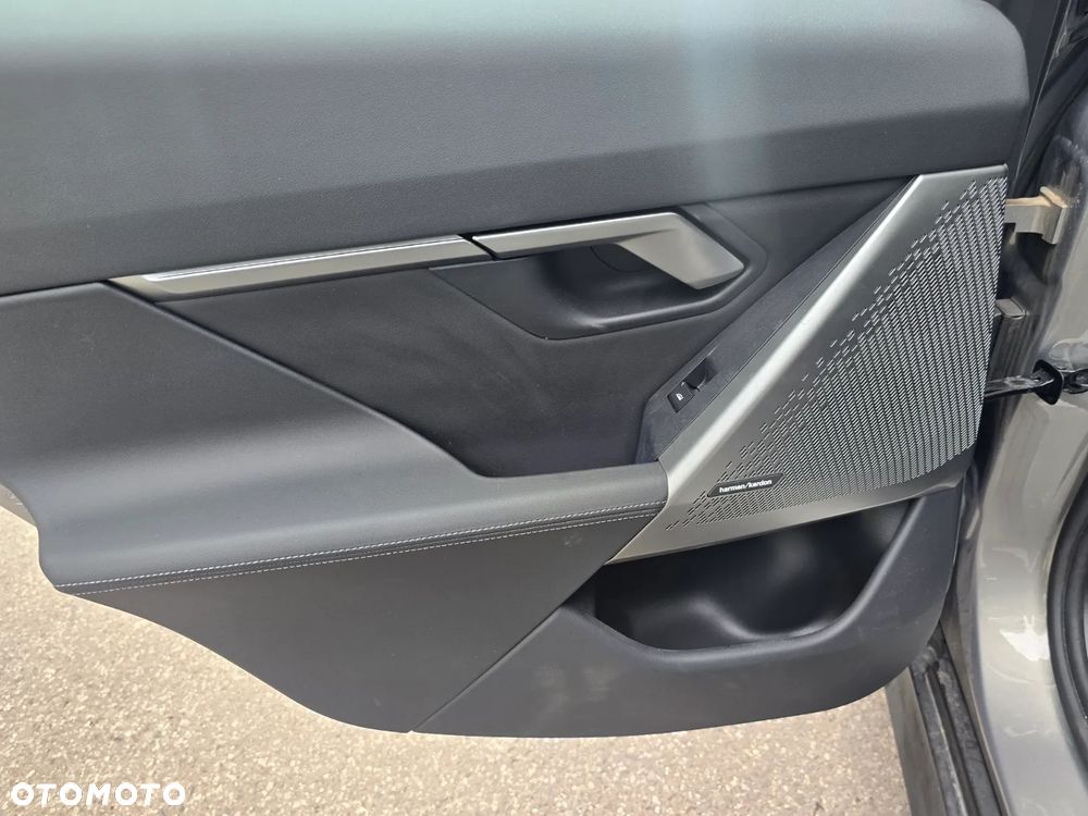 BMW Seria 5 530i xDrive mHEV - 18