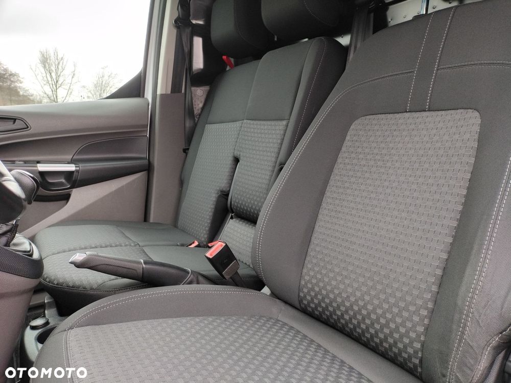 Ford Transit Connect - 25