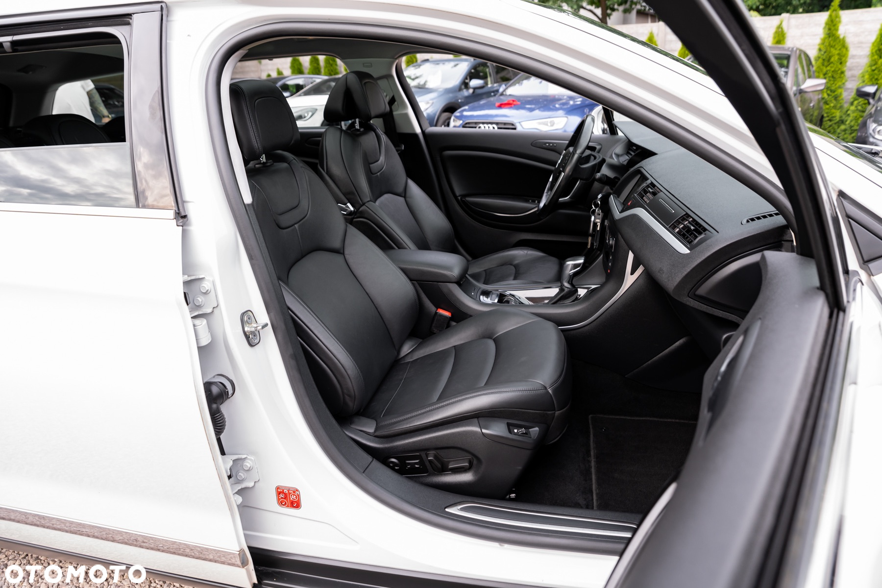 Citroën C5 Tourer BlueHDi 180 S&S EAT6 Exclusive - 29