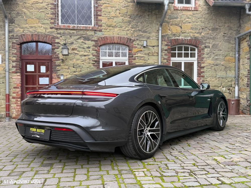 Porsche Taycan Standard - 7