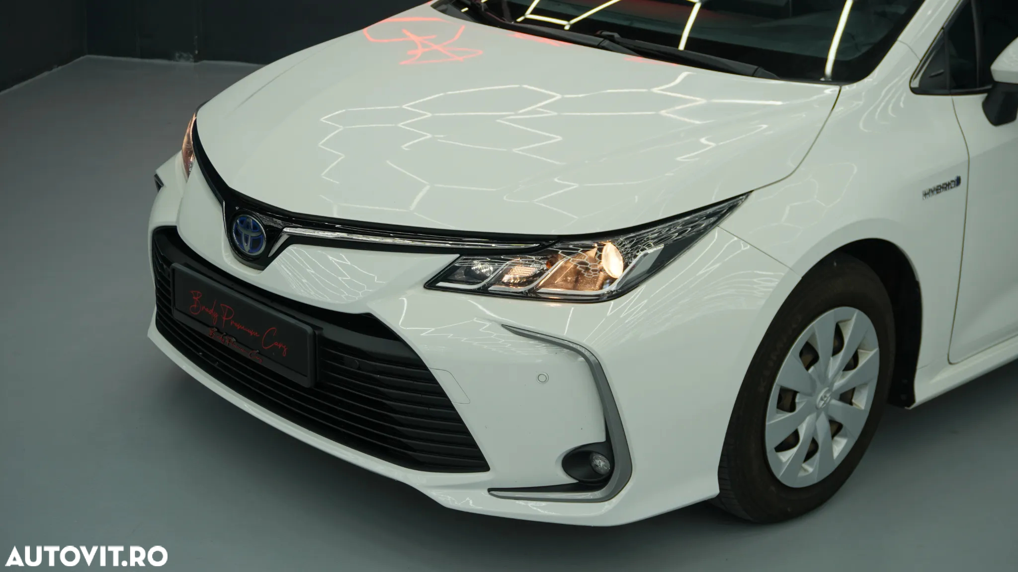 Toyota Corolla Sedan 1.8 HSD Business - 2