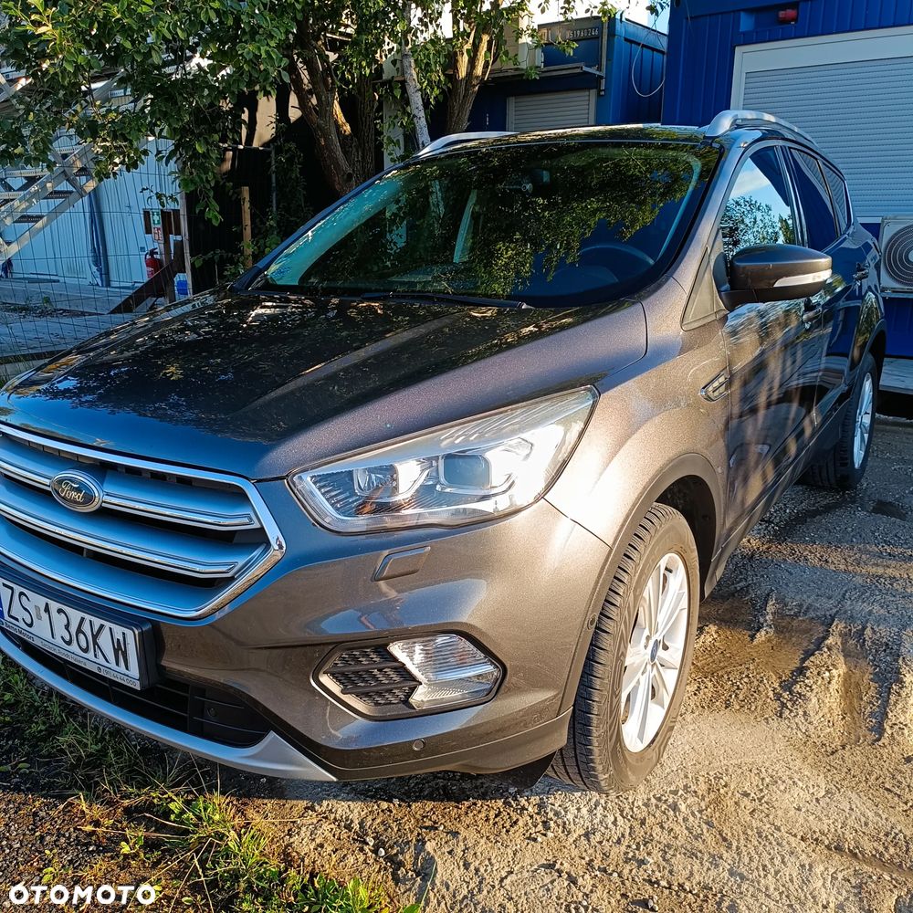 Ford Kuga 2.0 TDCi AWD Titanium - 4