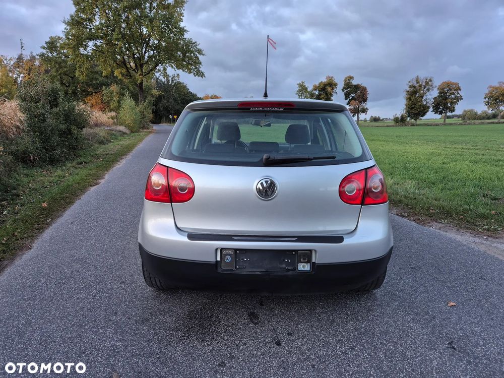 Volkswagen Golf - 9