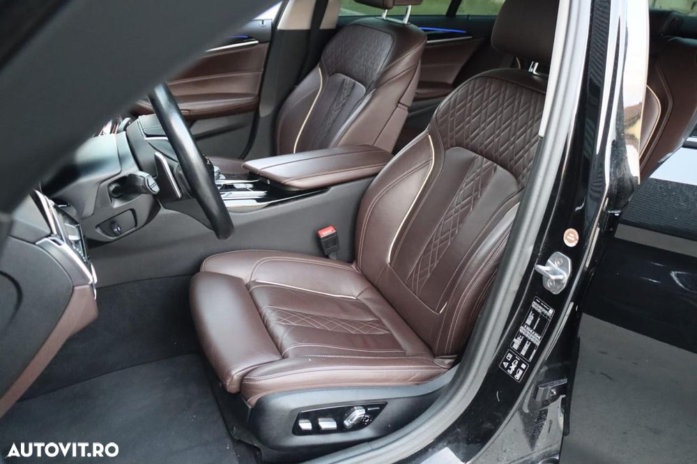 BMW Seria 5 540i xDrive Aut. Luxury Line - 15