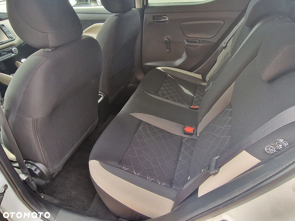 Nissan Micra - 10