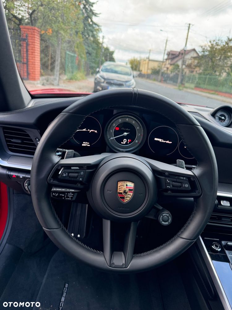 Porsche 911 Carrera Turbo - 6