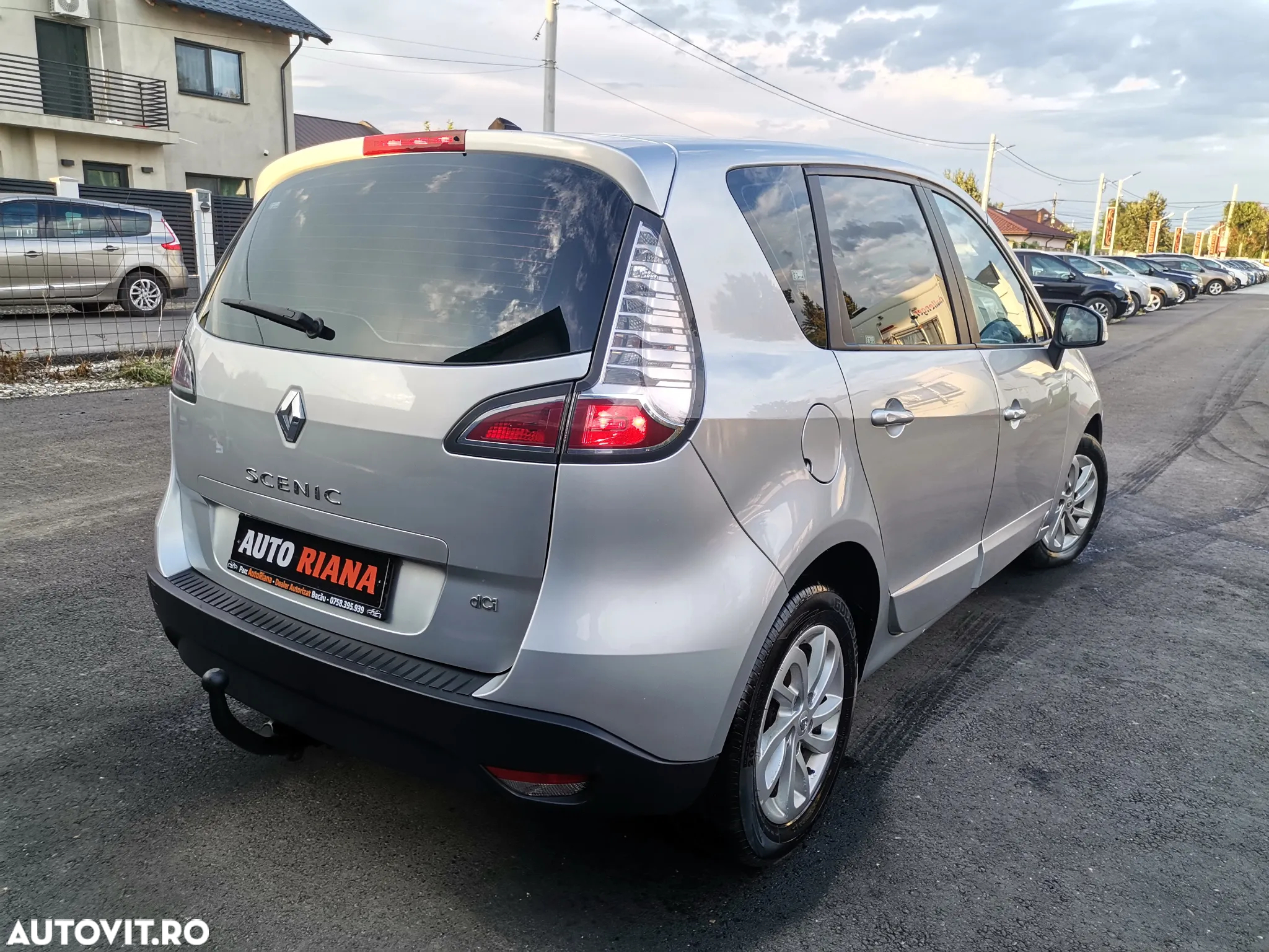 Renault Scenic - 4
