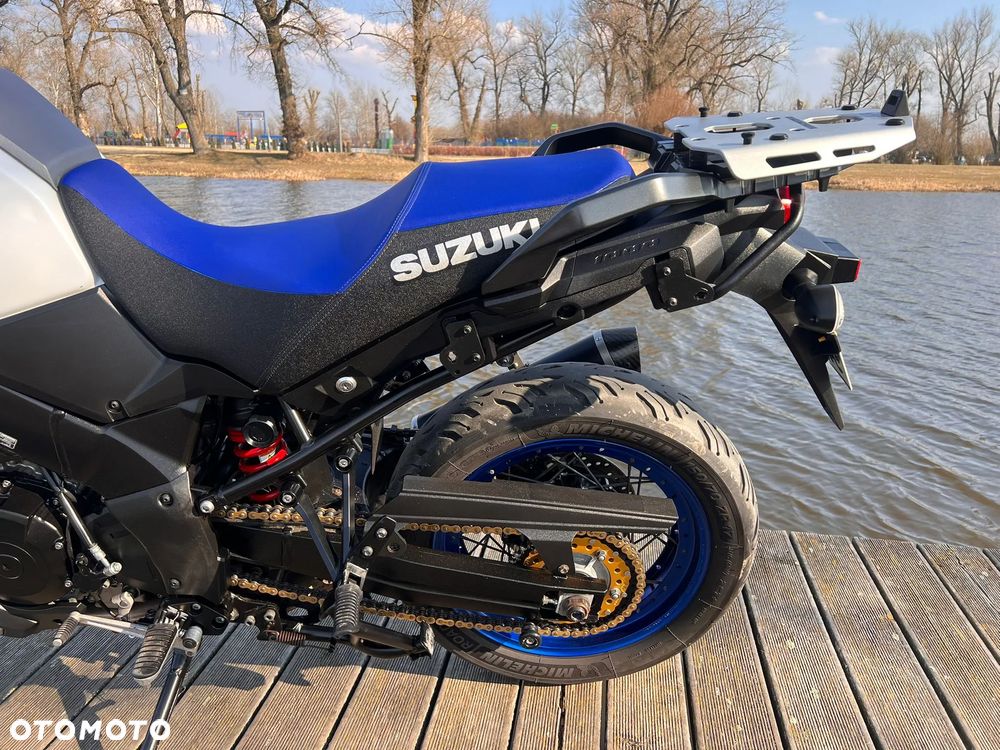Suzuki V-STROM - 7
