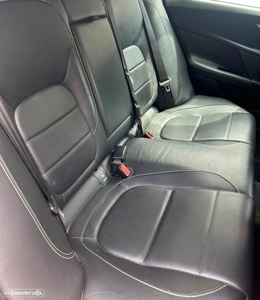 Jaguar XE 20d Aut. R-Sport - 3