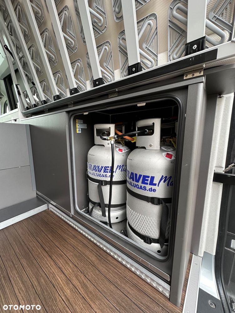 Volkswagen Grand California - 10