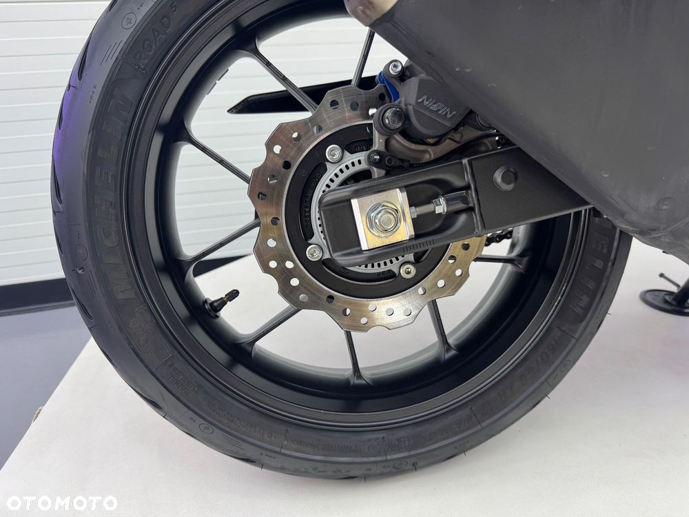 Honda CB - 17