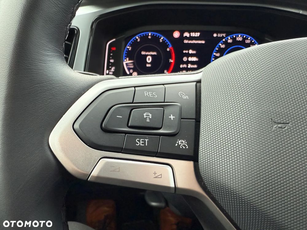 Volkswagen T-Roc 1.5 TSI Life Plus DSG - 24