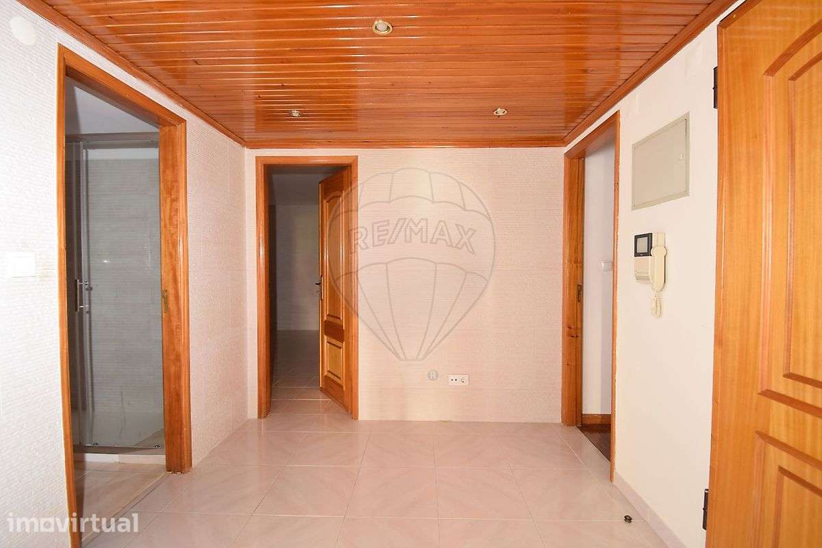 Apartamento T1 para venda - Grande imagem: 2/30