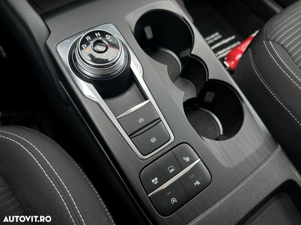 FORD Kuga 2021 — imagine 18