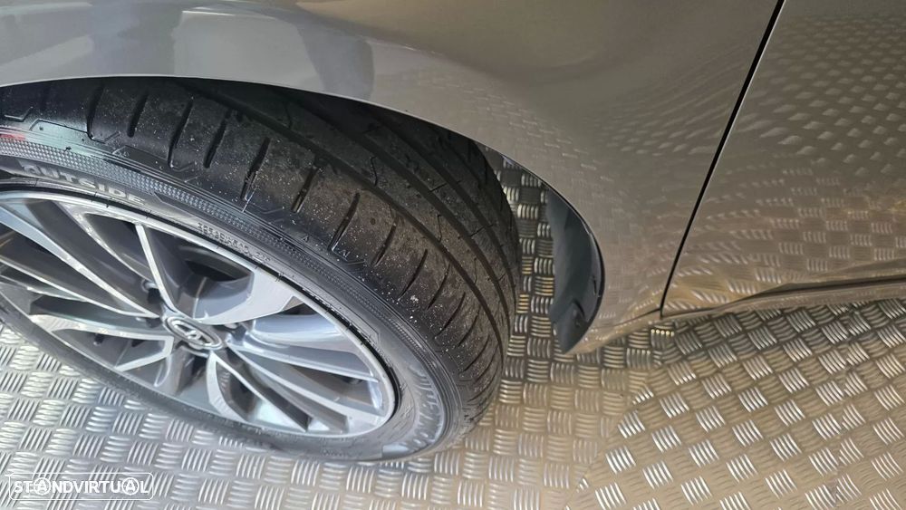 Toyota Avensis Touring Sports 2.0 D-4D Exclusive+GPS - 28