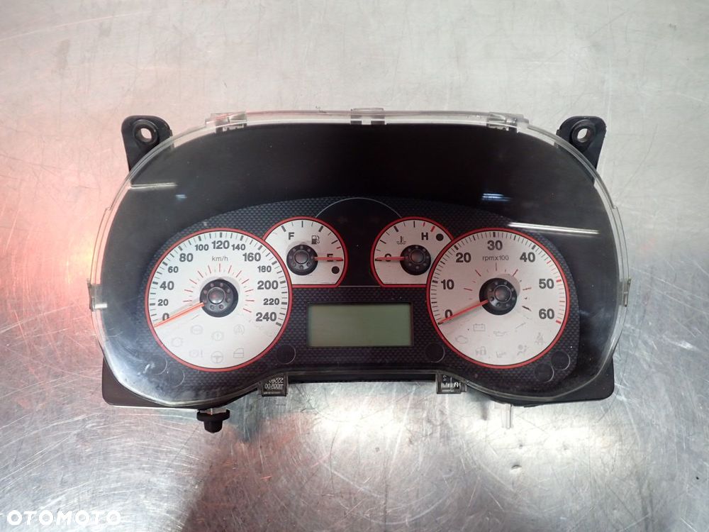 LICZNIK FIAT GRANDE PUNTO - 2