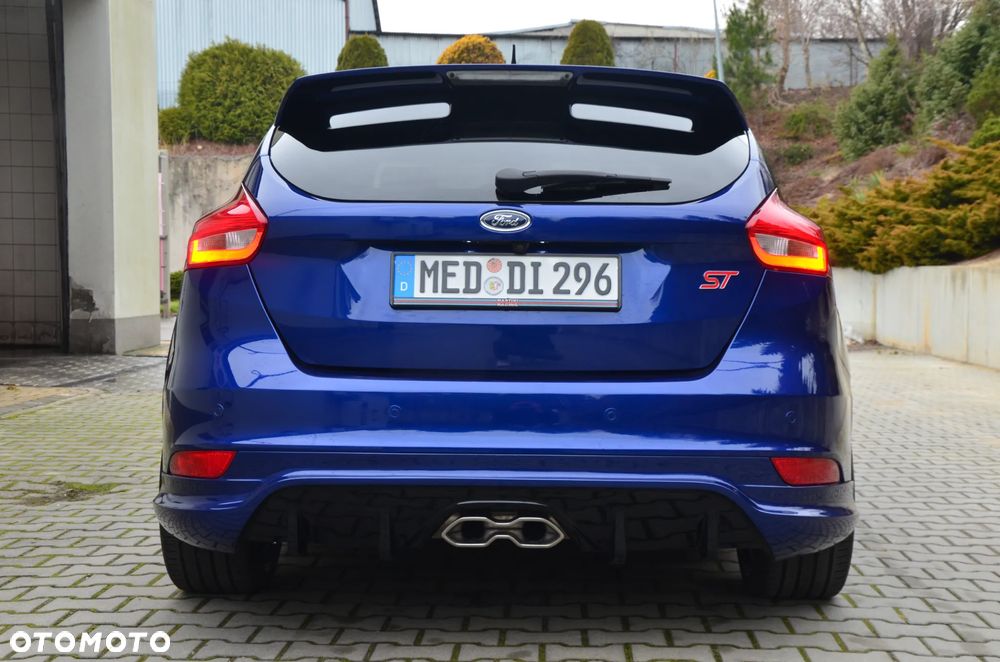 Ford Focus 2.0 TDCi ST mit Leder-Sport-Paket - 13