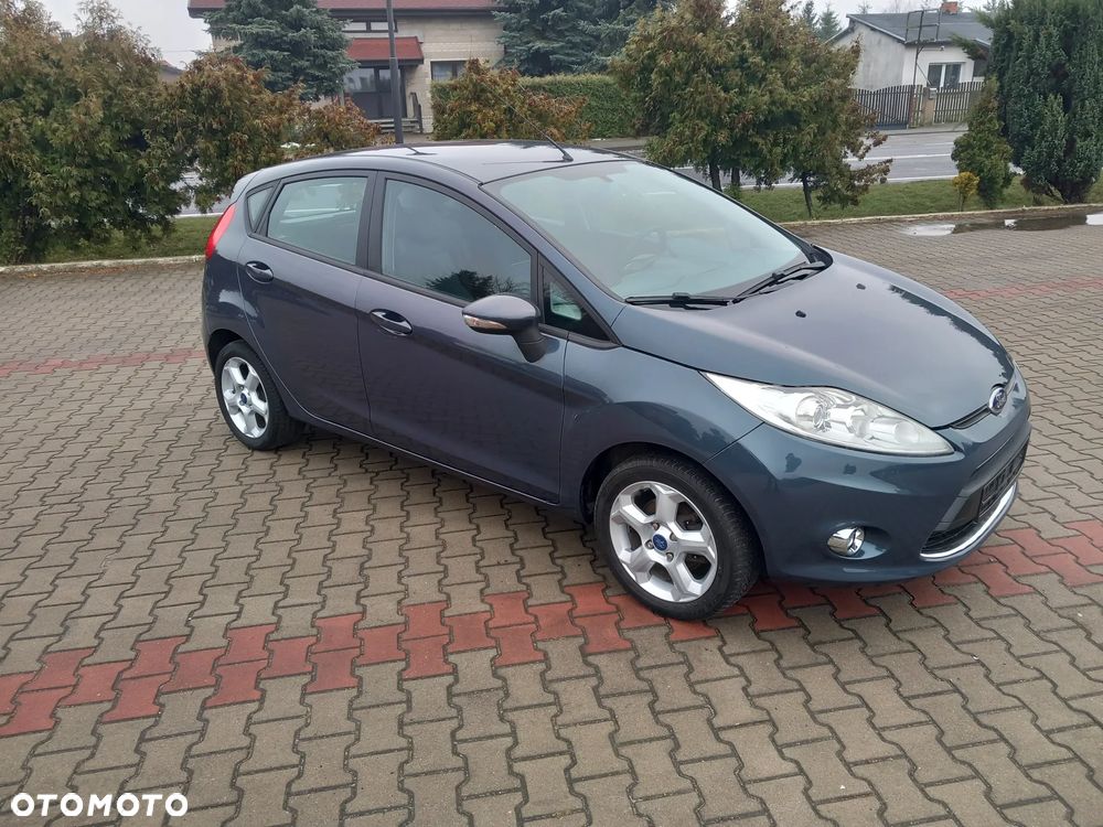 Ford Fiesta 1.25 Champions Edition - 12
