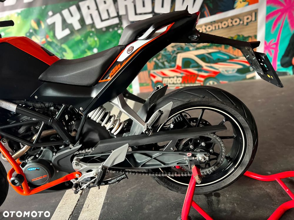 KTM Duke - 13