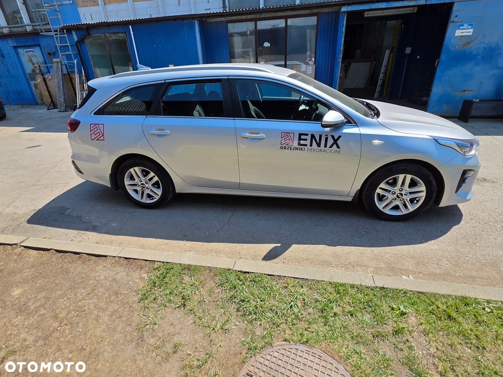 Kia Ceed 1.6 CRDi mHEV M - 3