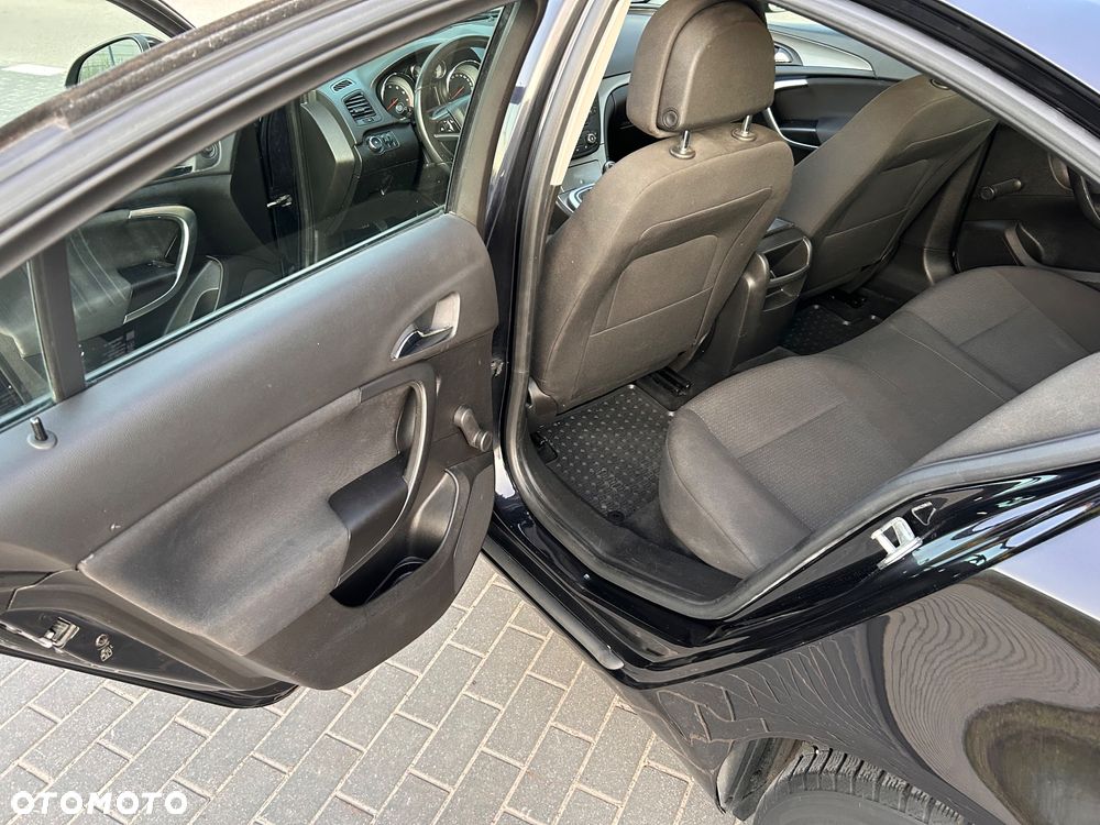 Opel Insignia 1.6 - 16