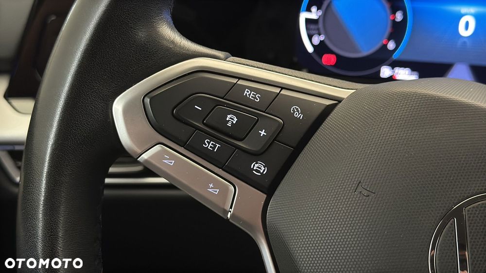 Volkswagen Golf 2.0 TDI Life - 24