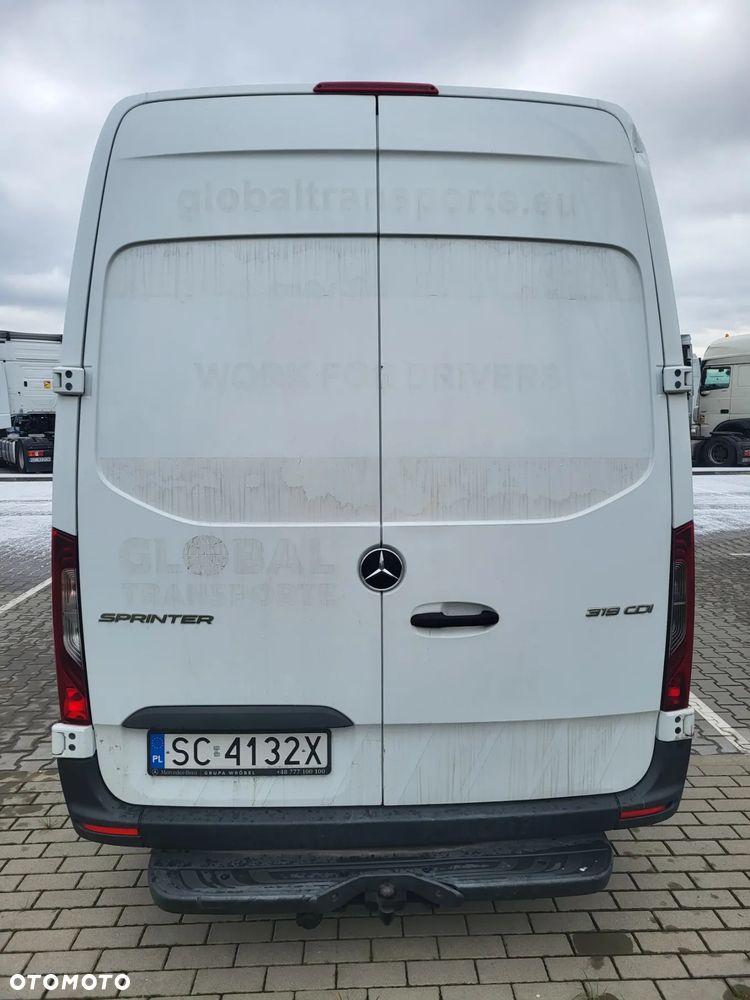 Mercedes-Benz Sprinter - 6